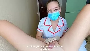 تشغيل ممرضة مثير تمتص ديك وقدمت كرات ممتازة تدليك حتى النشوة الجنسية مع شاعر ضخم! بوف من ناتا الحلو