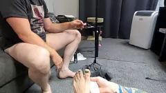 Jouer Fétiche des pieds avec Teen Scarlett Johnson