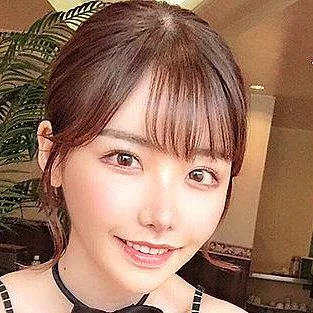 Pornostar Eimi Fukada