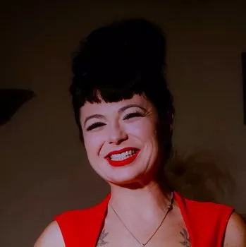قناة Siouxsie Q